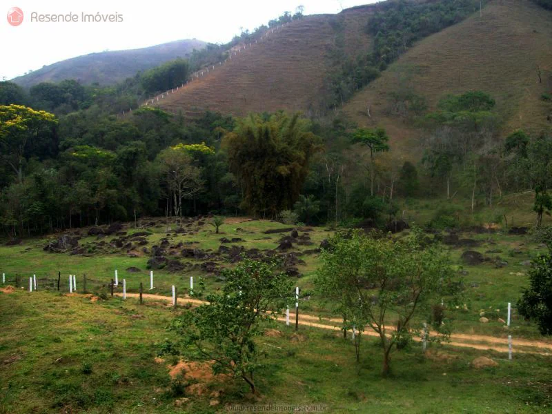 Foto 7 de 9 - Resort para venda em Campo Belo